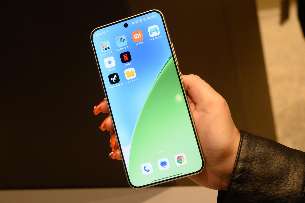 軽い、薄い、よく写る。3拍子揃ったコンパクトフラッグシップ｢Xiaomi 15｣