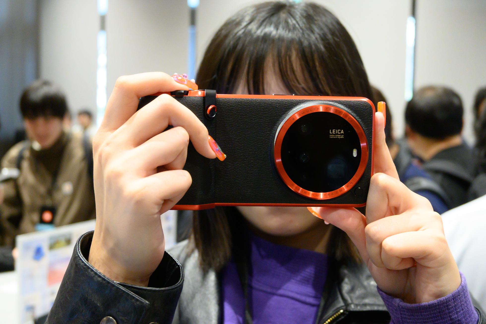 これが完全体。Xiaomi 15 Ultra買ったらフォトグラフィーキット これが完全体。Xiaomi 15 Ultra買ったらフォトグラフィーキット