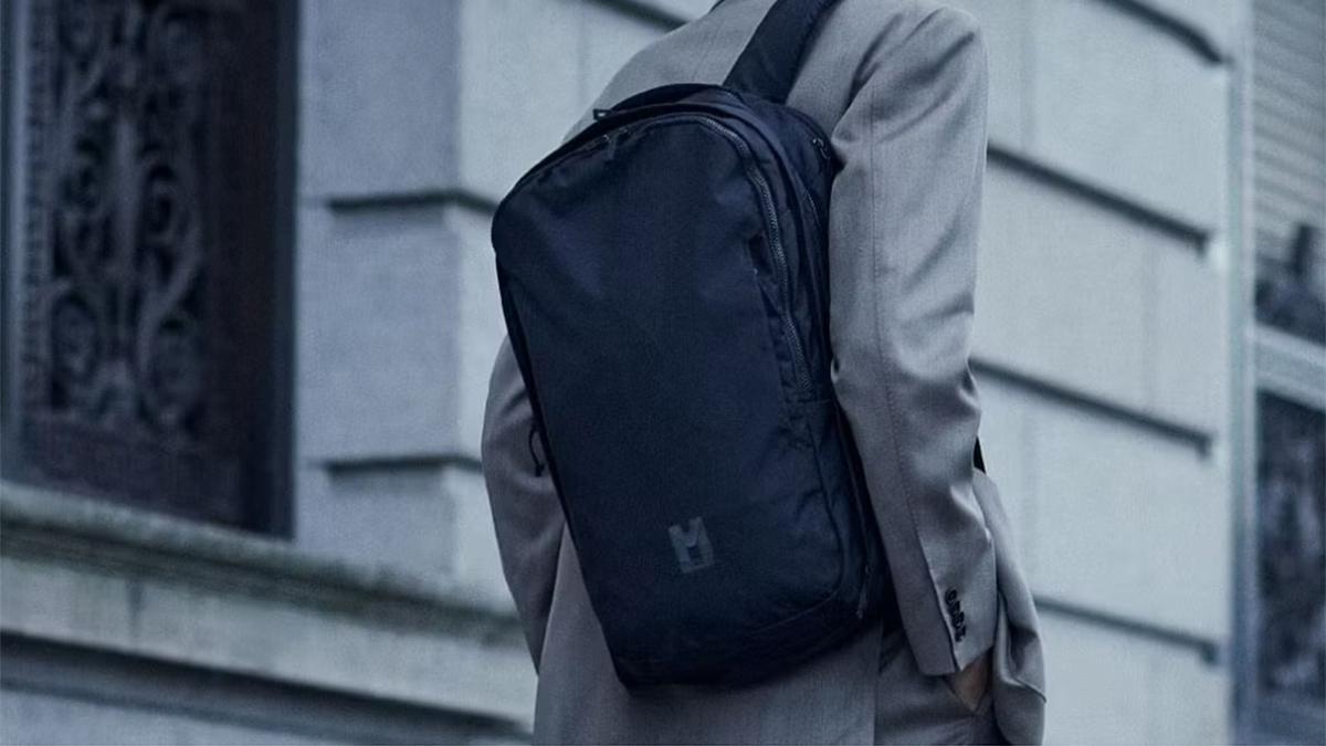 優れた収納力と機能性。行動力がアップする本格派の登山ブランドの 