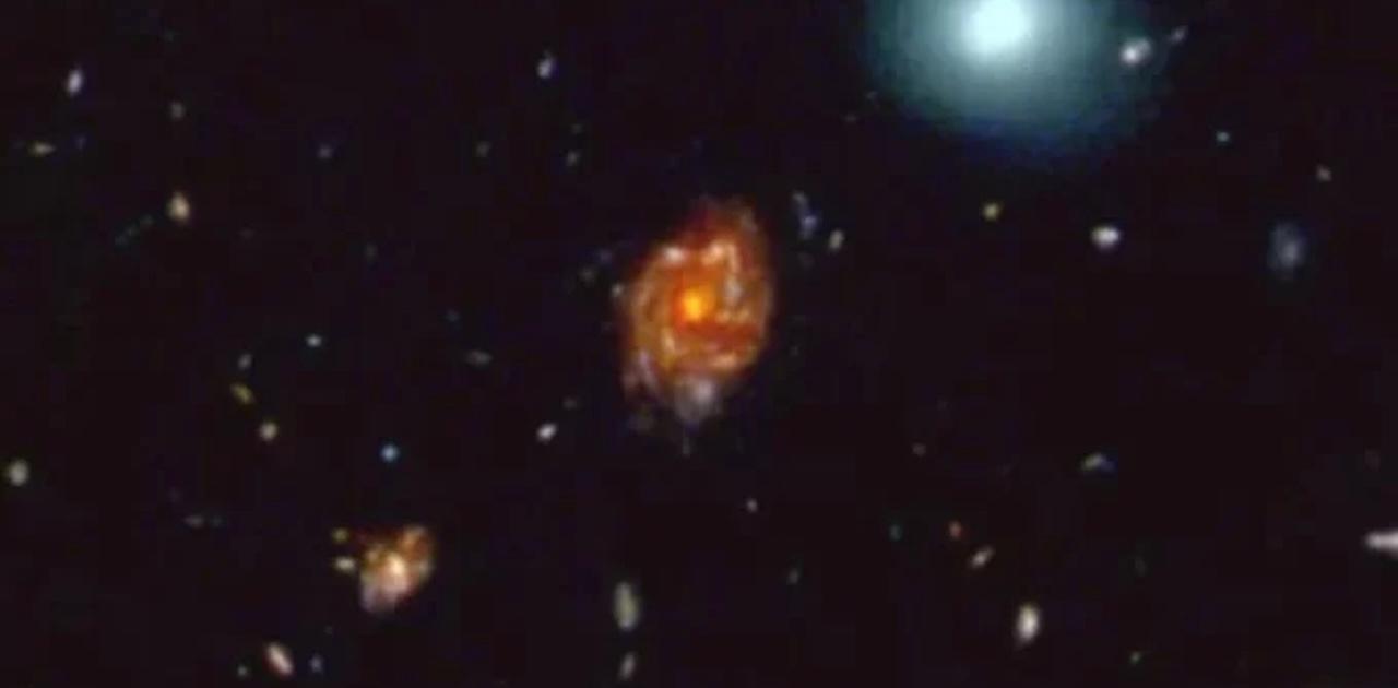 宇宙背景の茶色の鳥のF6キャンバス　げんが 250326_galaxy_01.jpeg?w=1280&h