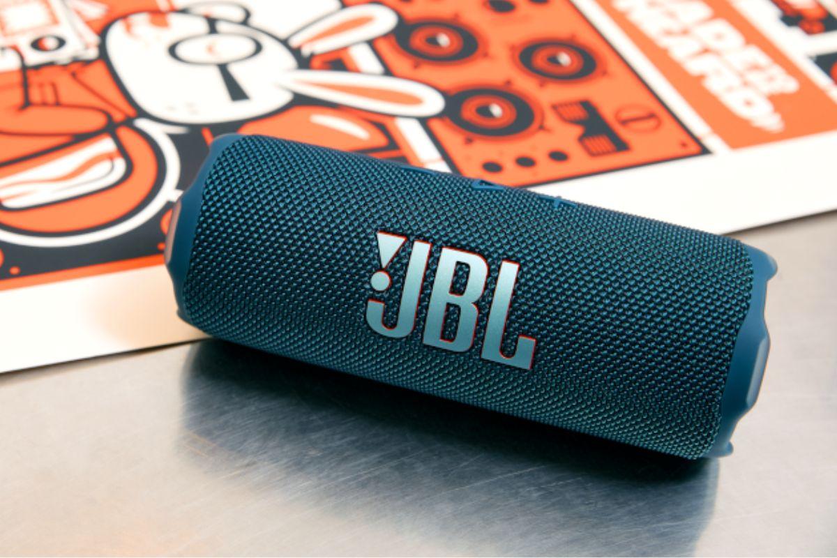 ポータブル”ってこういうこと。JBLの「持てる」スピーカーがまた進化