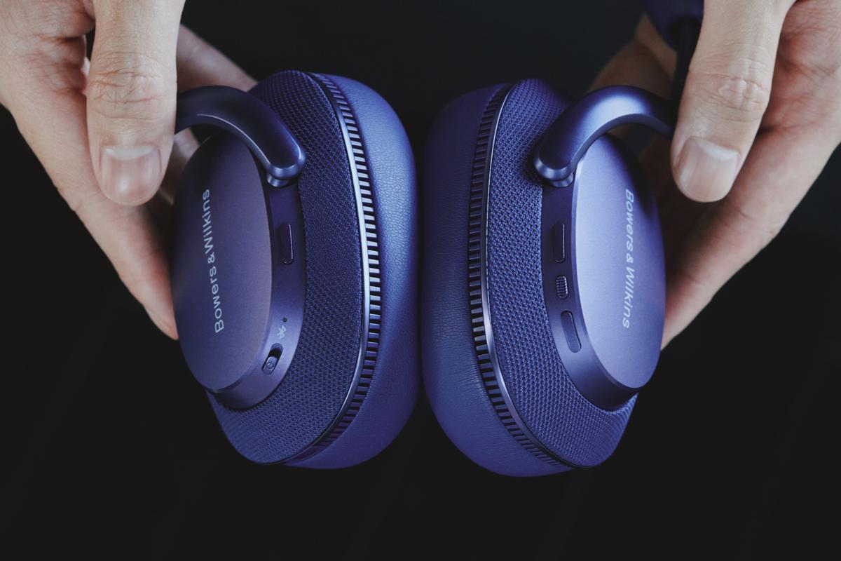 Bowers & Wilkins Px7 S3ワイヤレスヘッドホン 本体とケース B&W