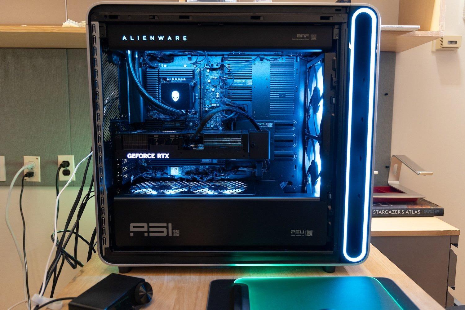 5年ぶりの復活。Alienware Area-51デスクトップ使ってみた。これは一生