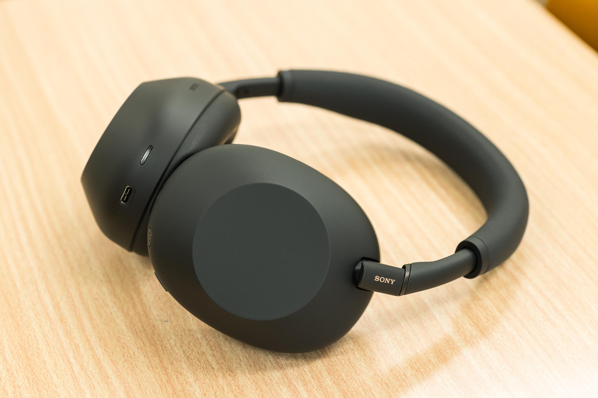 新品未開封 SONY WH-1000XM6 ワイヤレスヘッドホン WH-1000XM6 | ヘッドホン | ソニー