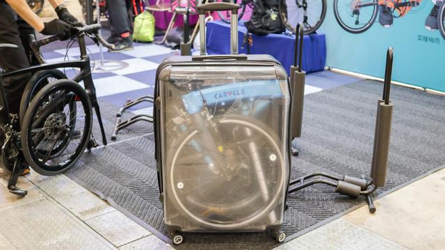 スーツケースにシンデレラフィット。海外にも連れていける、“旅する 