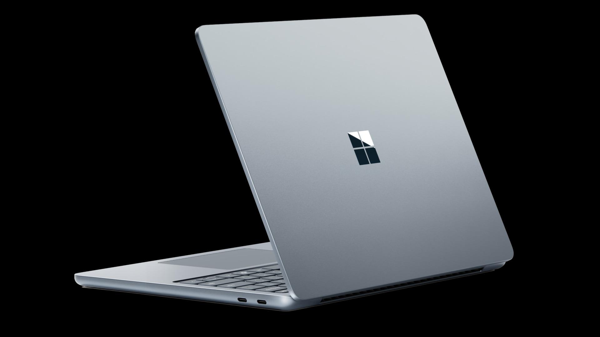 Microsoft Surface シルバー 使用感あり 新型Surface登場。シリーズ最軽量・最薄で価格も（たぶん）お手頃