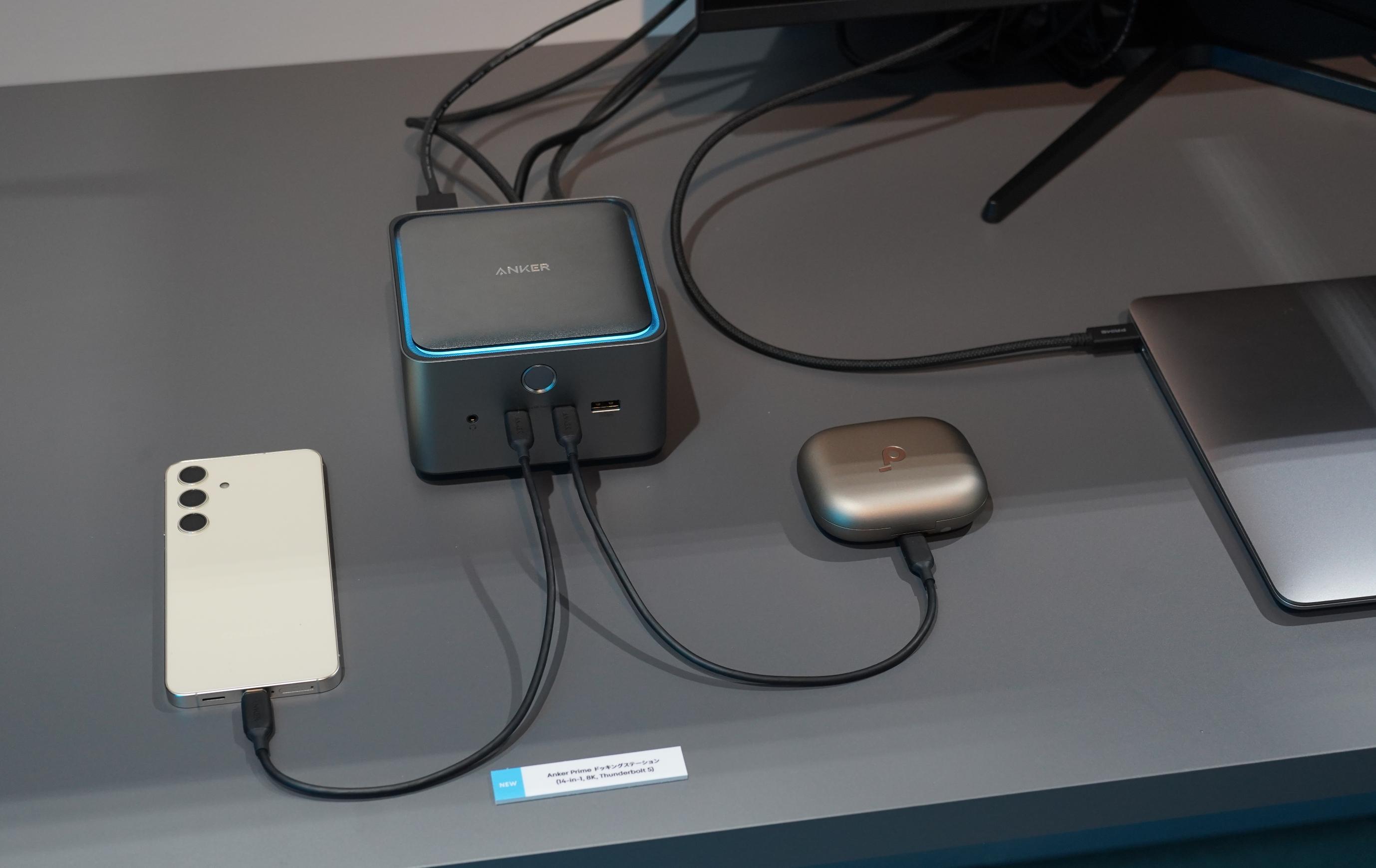 PCのポート不足は過去になる。Thunderbolt 5、最強ドック | ギズモード