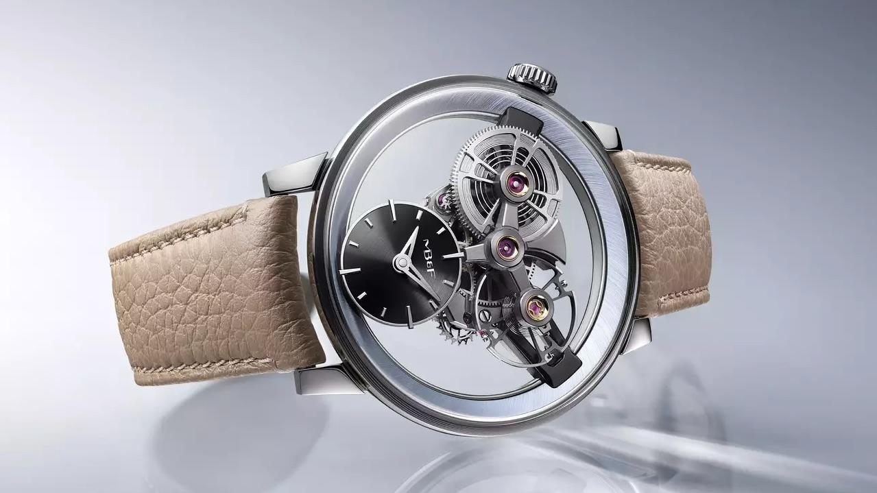 高級腕時計メーカー、ジラール・ペルゴが現代に蘇らせた70年代のLED