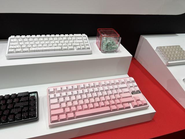 エナドリ好きゲーマーも安心。低遅延で高精度な防水キーボード