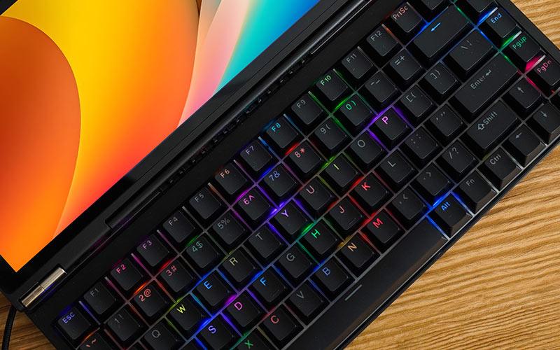 10インチノートPC？ ううん、画面とキーボードのキメラ | ギズモード