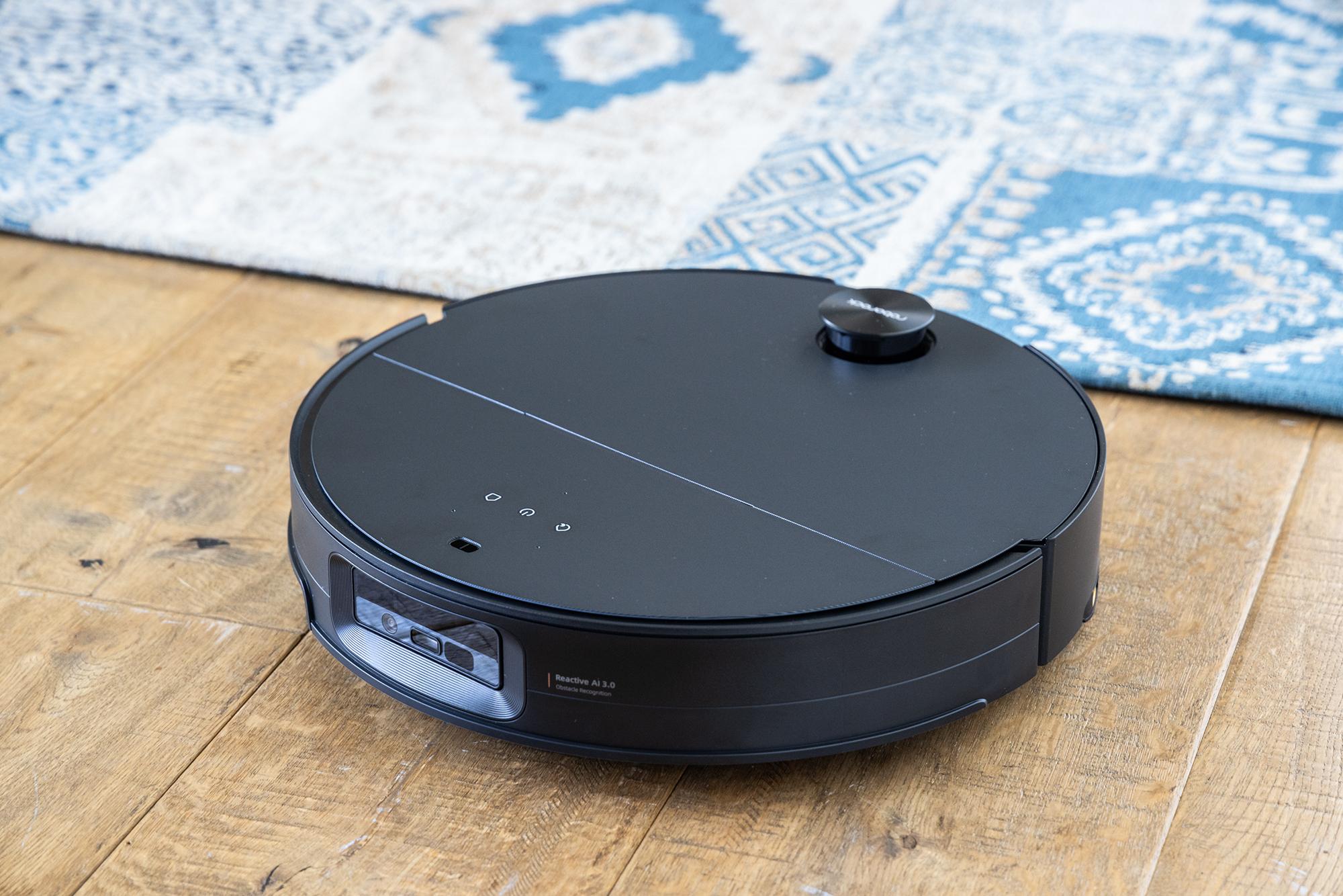 進化が止まらないロボット掃除機。強吸引力22,000Paで極薄7.98cmの新型