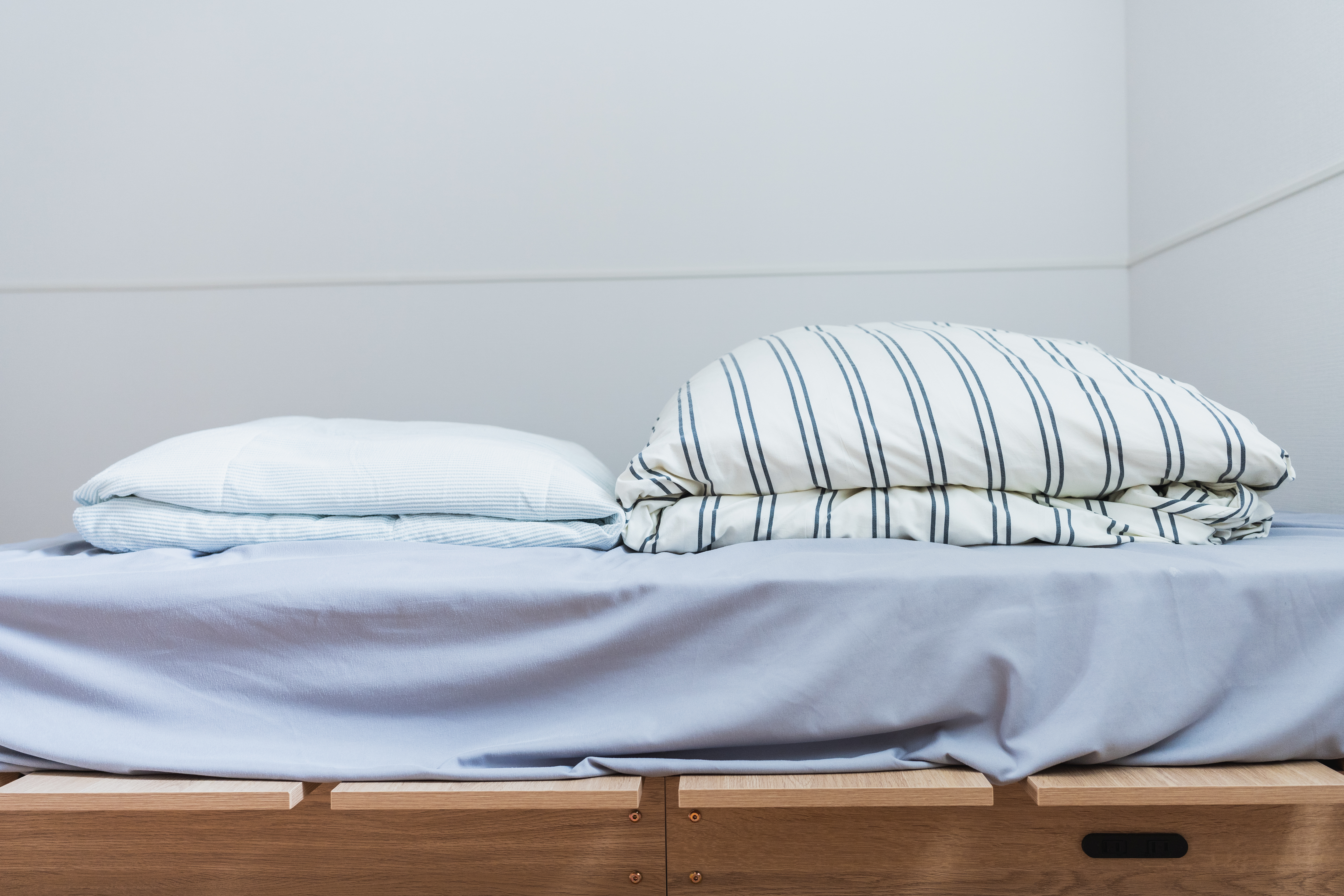 汗や湿気で涼しくなるってほんと？ 気化冷却生地のお布団｢AIRY