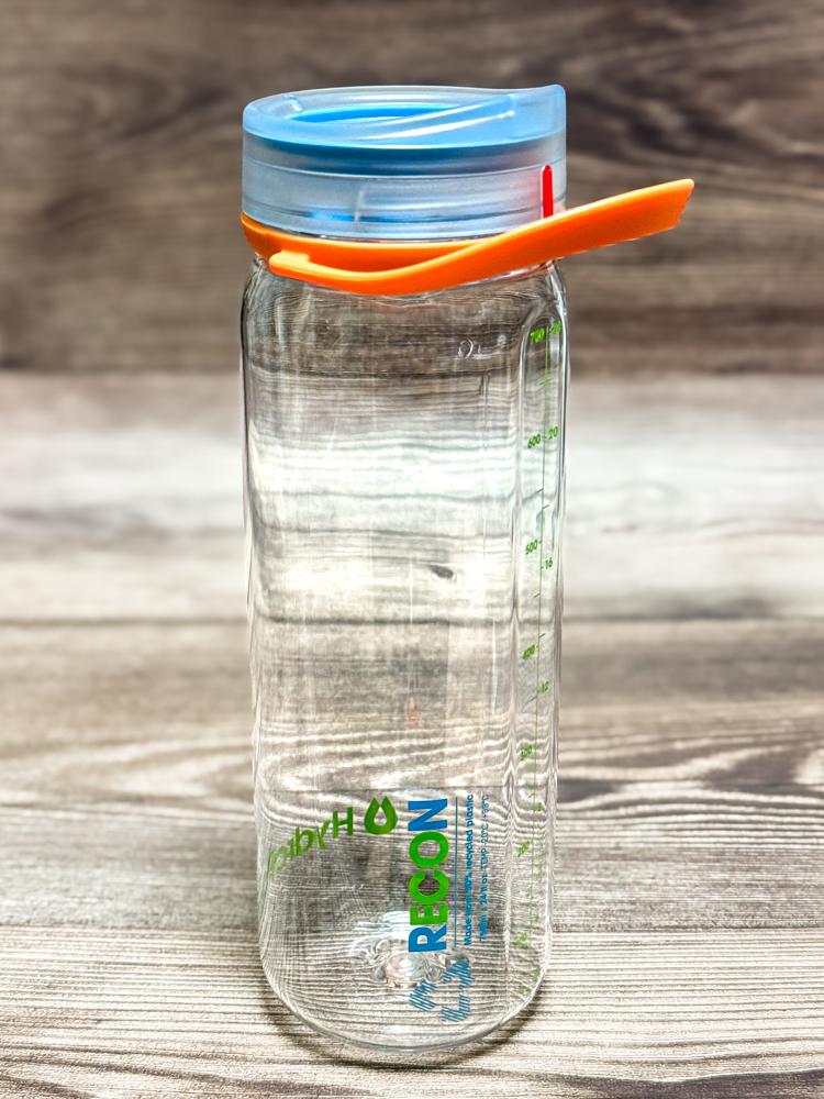 伊佐美 クリアボトル 中身がドバッと出ない安心感。絶妙な量で飲水＆注水できるクリアボトル