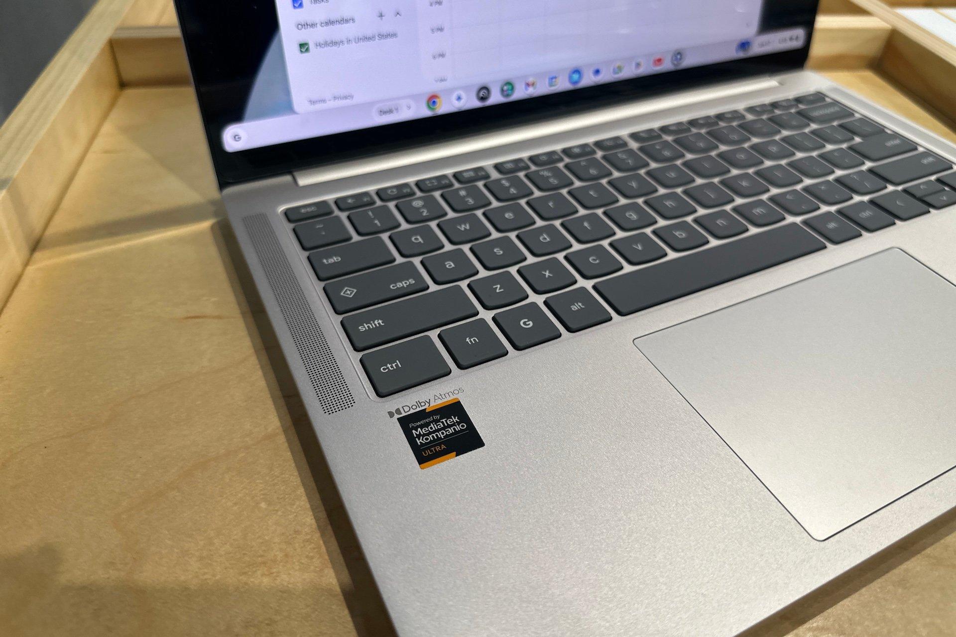 トンでもなくハイスペックなChromebookが登場…高性能すぎて戸惑う