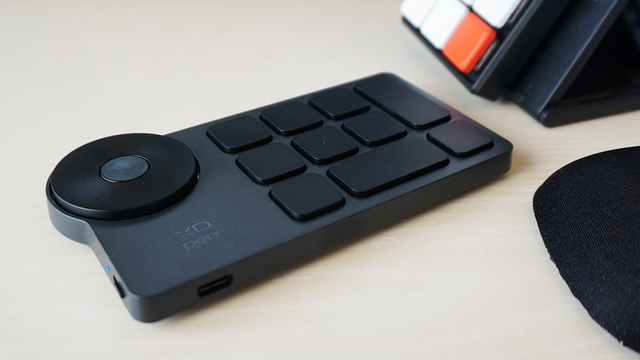 【貴重品】限定版 DaptKey 片手デバイス　キーボード 時短過ぎる。ショートカットキー、｢左手デバイス｣ならボタン一個