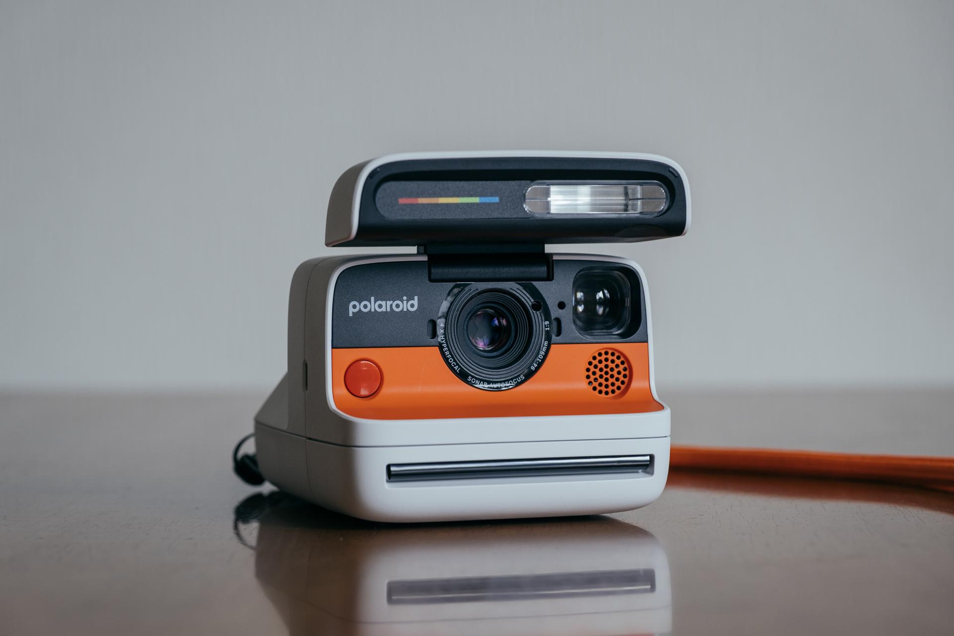 思い出の物質化｣って楽しい！ ポラロイド新型を遊び倒してみた