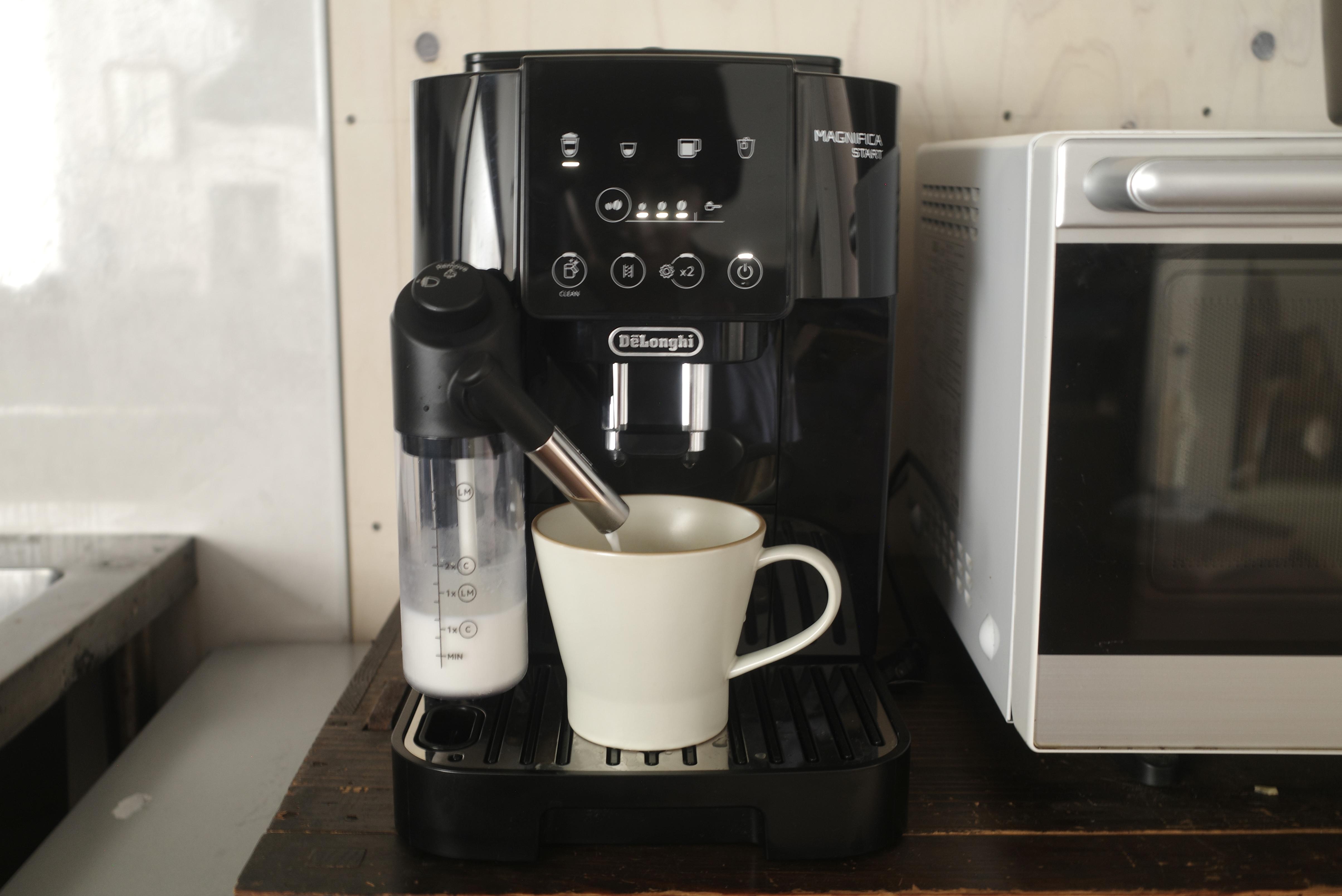 De'Longhi コーヒーメーカー・エスプレッソマシン ブラック 新品・未開封】De'Longhi エスプレッソメーカー - メルカリ