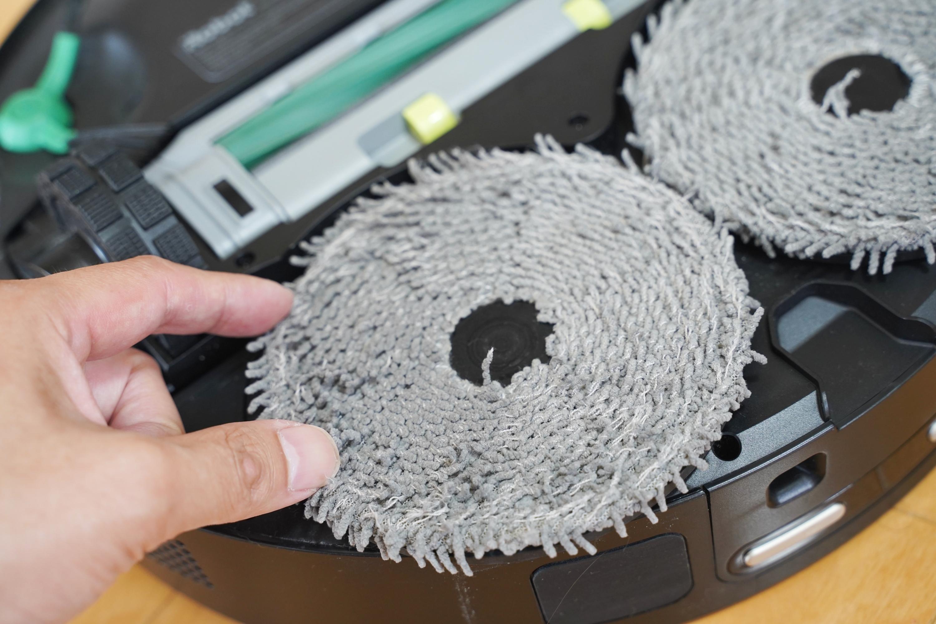 最新ルンバ長期レビュー：キッチンもサラッサラ！ 満点じゃないけど楽