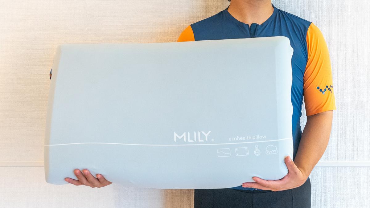 さすが、マンU公式採用。柔らかいのにしっかり支える｢エコヘルスピロー