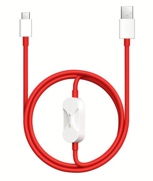 スマホとウォッチを同時充電できる2in1ケーブルが“公式”発売