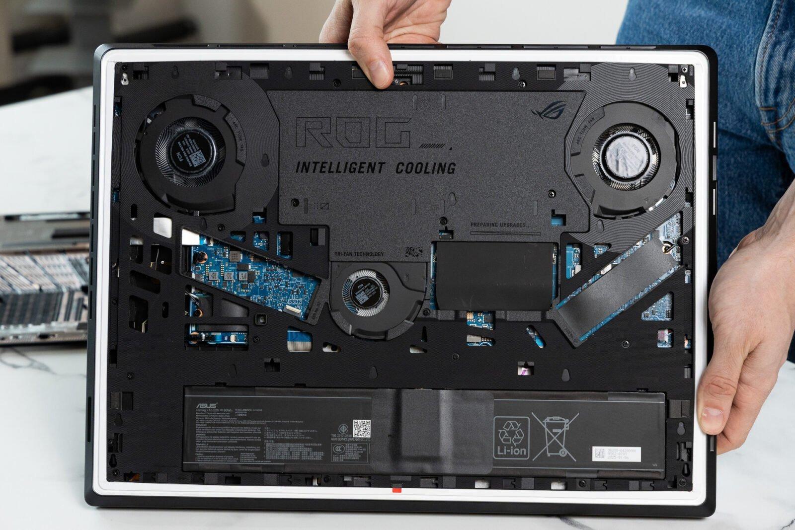 ASUS M1810 デスクトップPC ASUS M1810 デスクトップPC