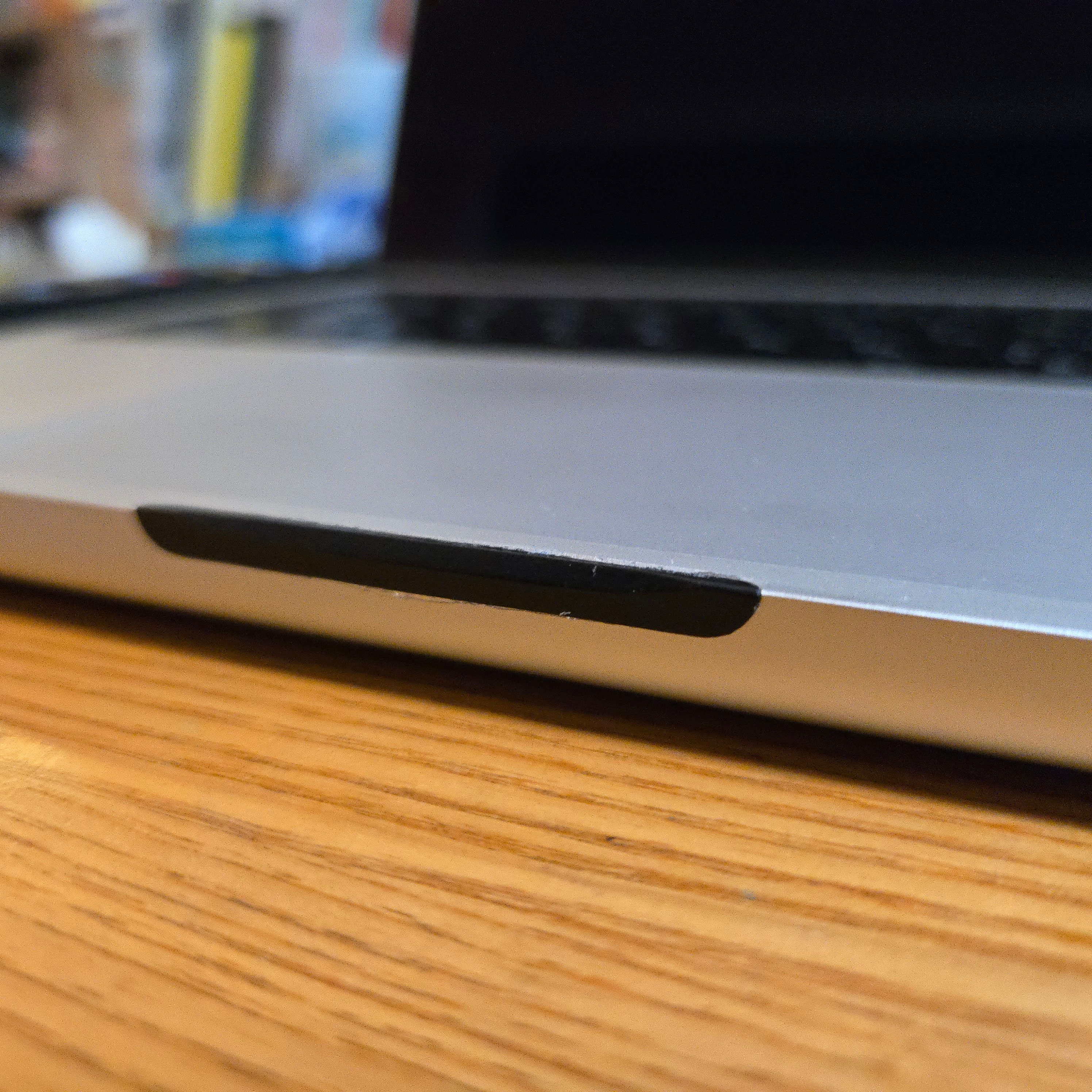 たか スプラッターペイントデザイン MacBook本体 2025 M4対応】日本製 ブルーライトカット macbook 保護フィルム M3/M2