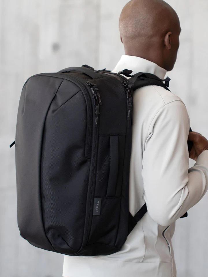 WEXLEY ブラック バックパック vernon 30l おおきい WEXLEY - VERNON Modular Travel Pack 1680D Cordura® Ballistic