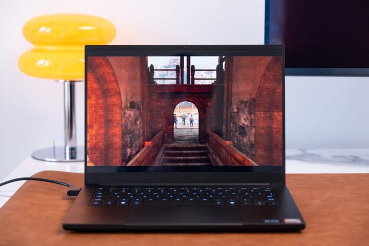 14インチ最強ゲーミングPC「Razer Blade 14」。ネックはトラックパッド 