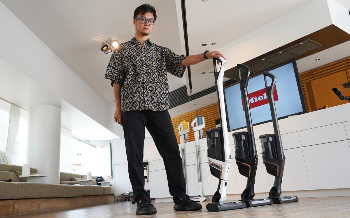 こんなに吸うの!? ミーレのコードレス掃除機が見せつけた「本物の掃除 