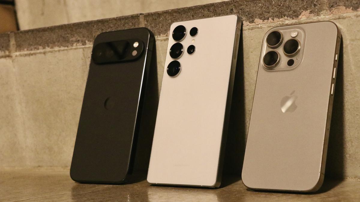 スマホ　2台　アンドロイド携帯 なぜ、あの頃のiPhoneはワクワクしたのか。Androidとの2台持ち生活で