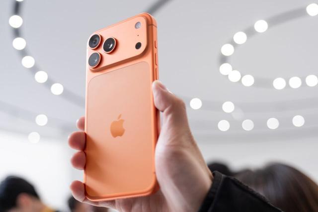 【香港版】iPhone 17 Pro Max 512GB オレンジ【新品】物理 iPhone - 【香港版】iPhone 17 Pro Max 512GB オレンジ【新品】物理の