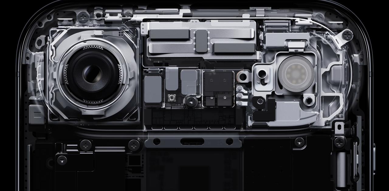 iPhone Airの恐ろしさは｢首から上が本体｣なところ。それ以外ほぼバッテリー