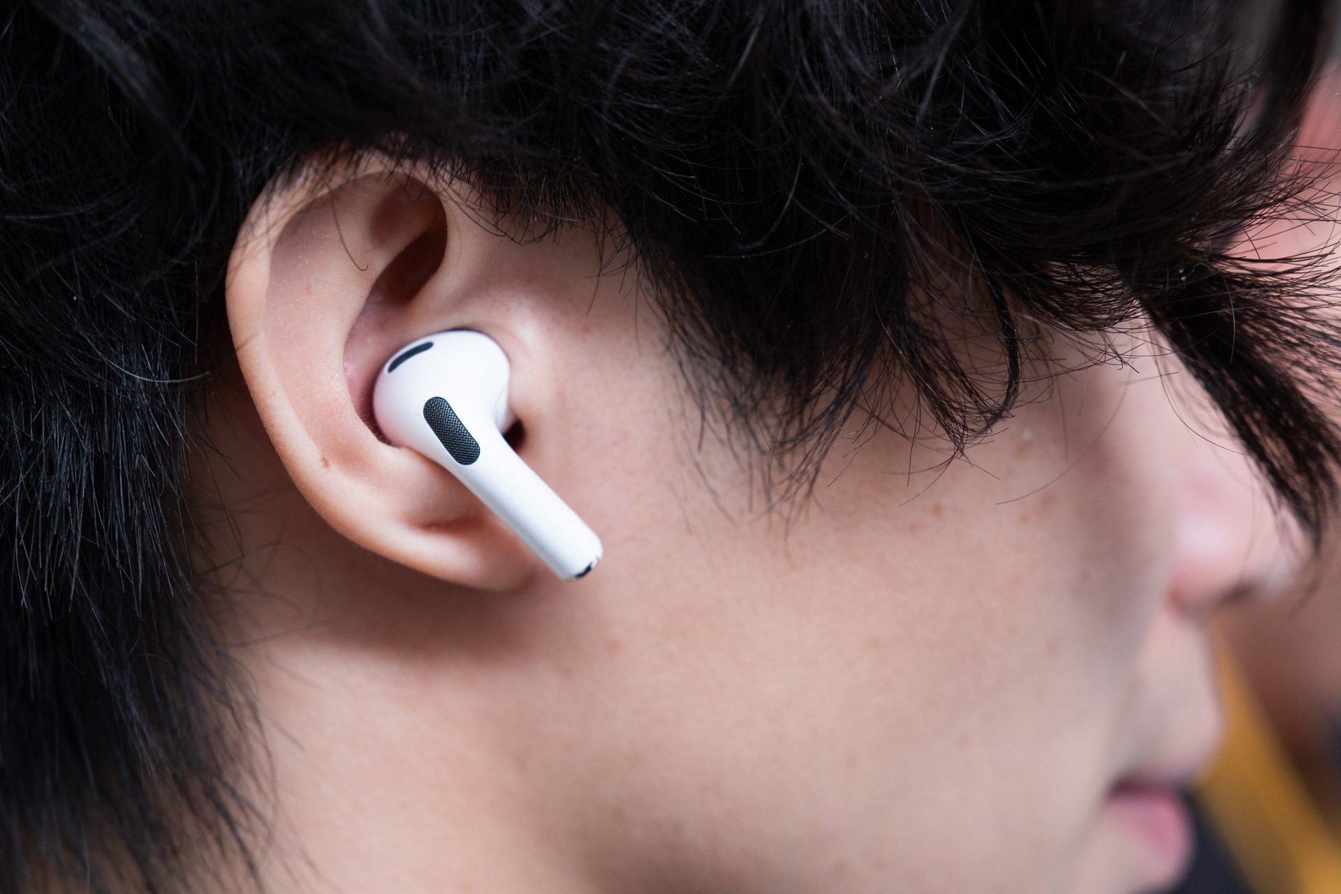 AirPods 3 一年使用 Amazon.co.jp: 【整備済み品】Apple AirPods (第3世代