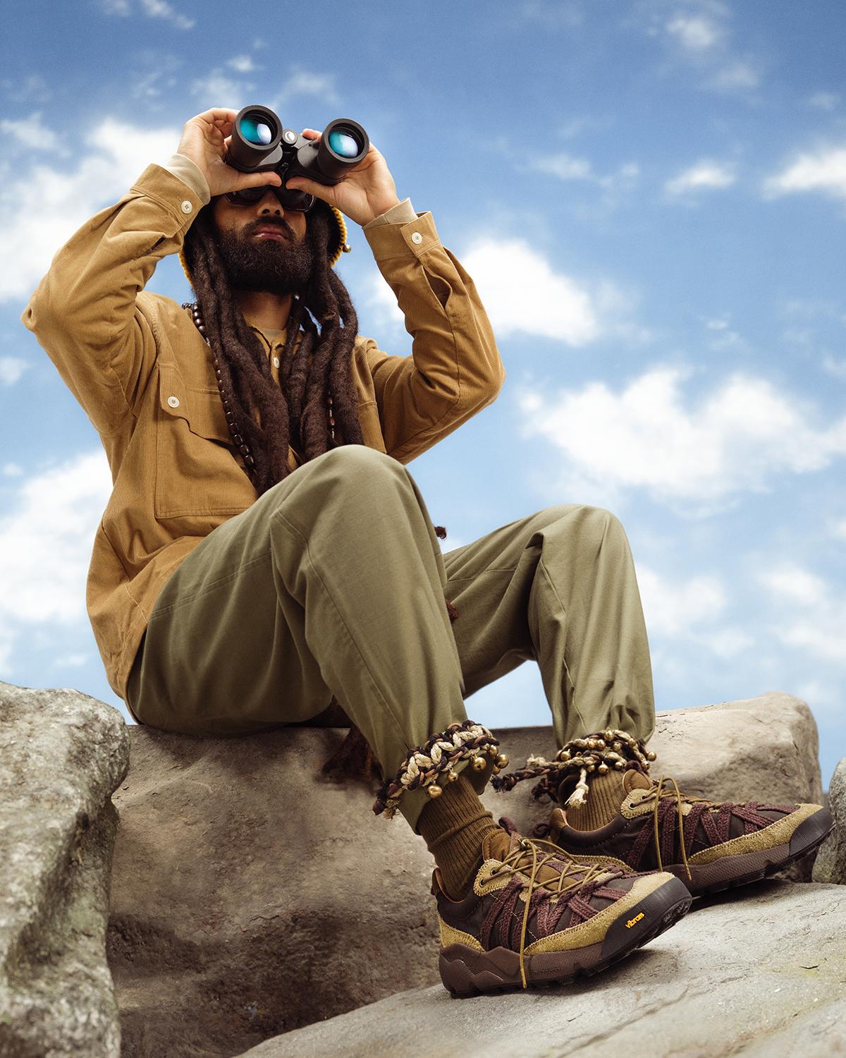 現代的かつクラシック。こう見えて撥水性アリだから、外歩きが楽しく