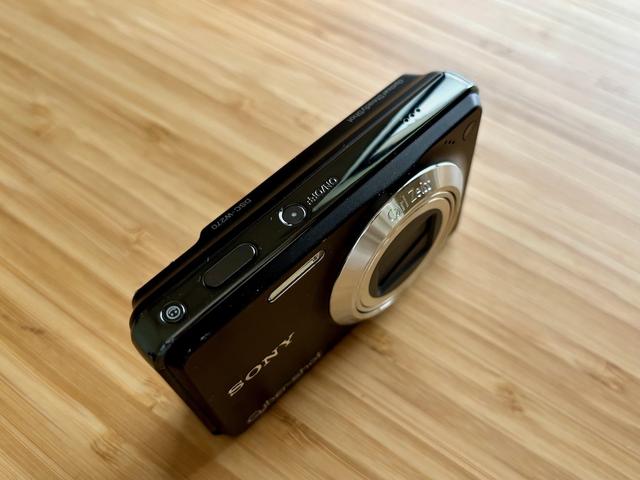 Sony デジカメまとめ エモすぎっ！【オールドデジカメの魅力】1999年〜2007年に発売