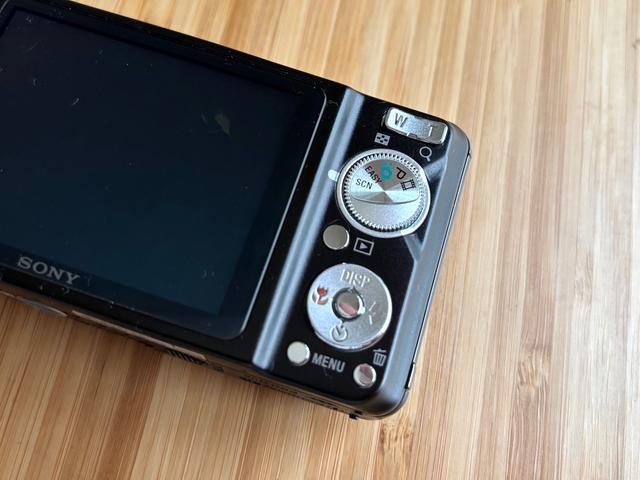 15年以上前のデジカメを使い始めたらQOLが上がりました