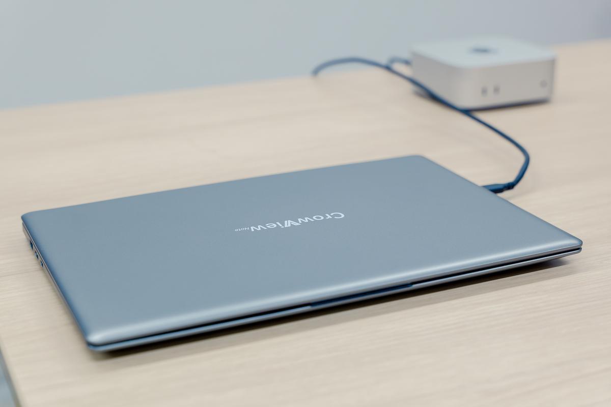 Mac Miniのモバイル運用が現実的に。キーボード内蔵モバイルモニターは