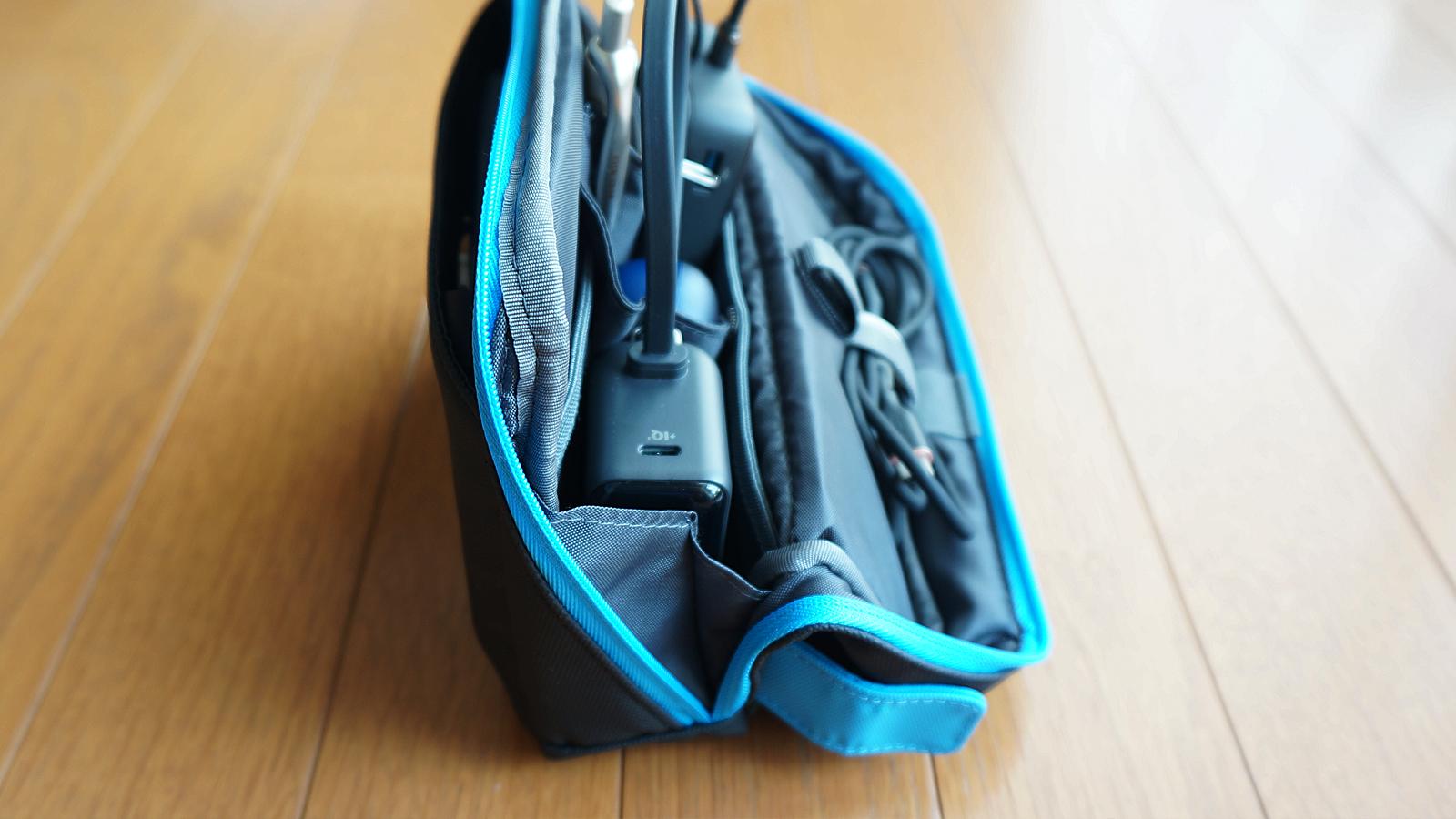 新品未使用 Anchor inc. Gadget Case ガジェット ケース さすがの品質。立つガジェットポーチが期待をはるかに超えてきた