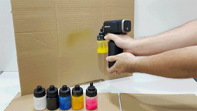 コードレス×洗浄不要で5秒色変え。塗装が超快適になる電動スプレーガン