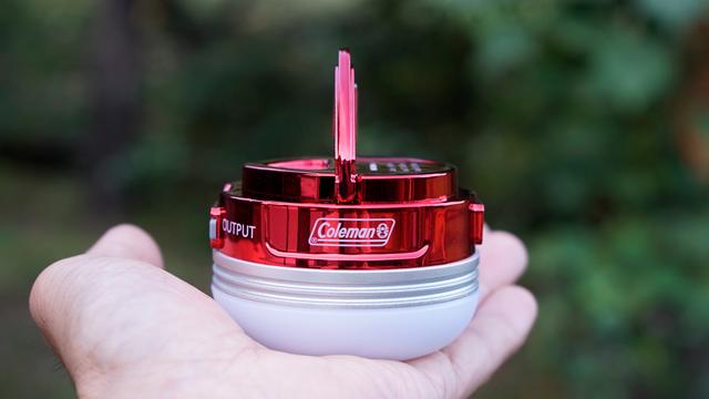 おしゃれキャンプ始めてる？ コールマンのキャンドル風ガスランタンの