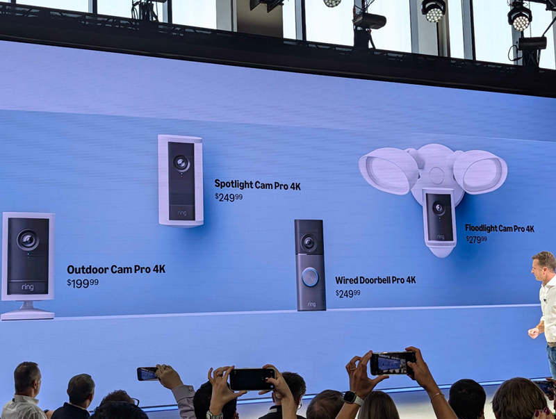 Amazon、ドアベル型監視カメラ「Ring」シリーズと防犯カメラ「Blnk