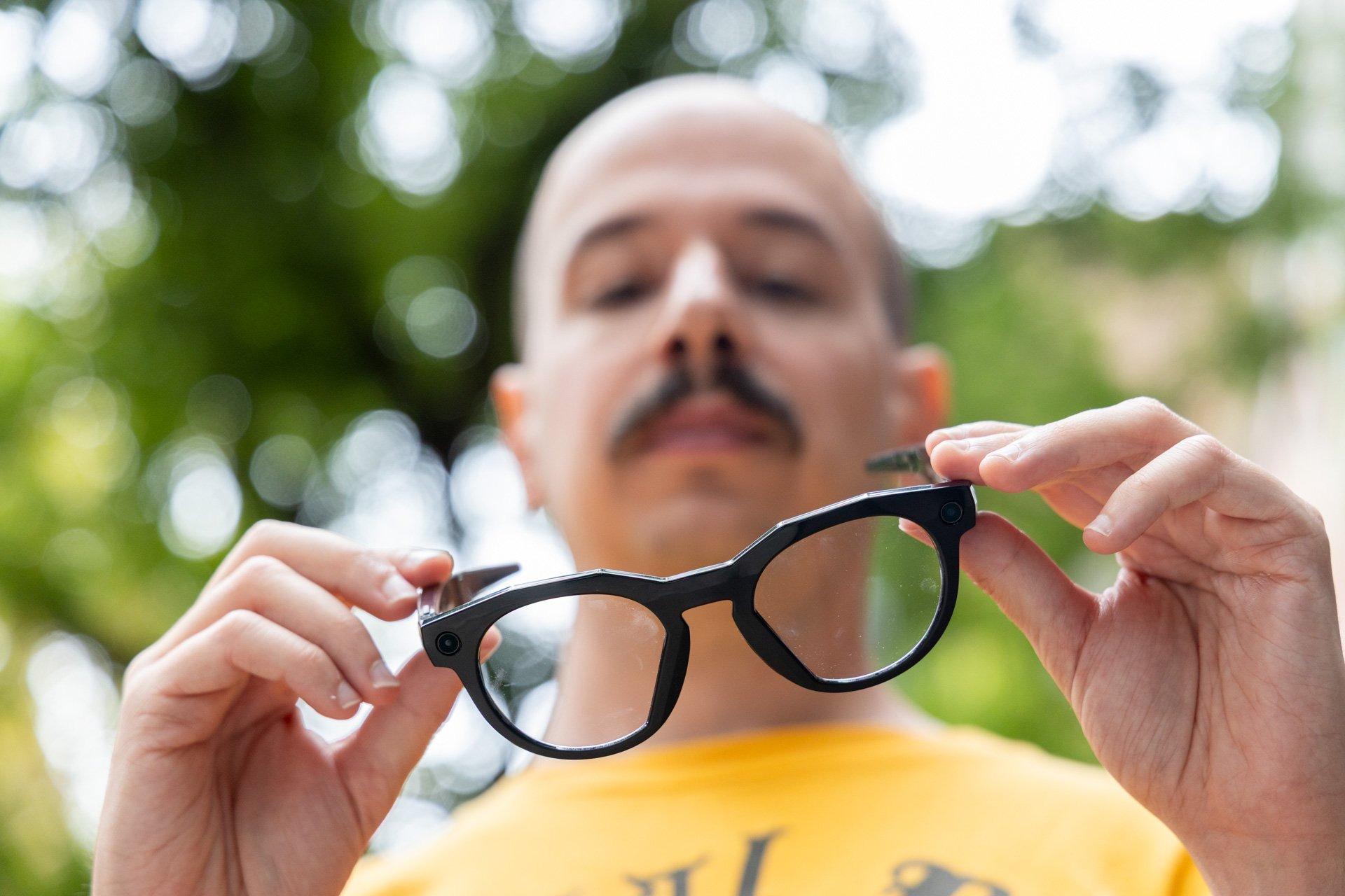 ライバルはRay-Banモデル。｢Oakley Meta HSTN｣レビュー | ギズモード