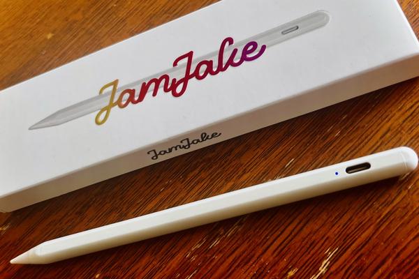 Apple Pencil（アート付きパッケージ） レビュー10万件、怪しさ満点なジェネリックApple Pencilを買ってみた