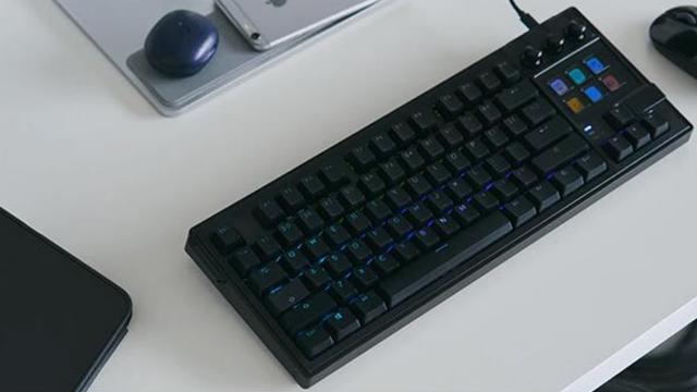 タップでPC操作やタイピングも可能な“未来すぎる”ブレスレット