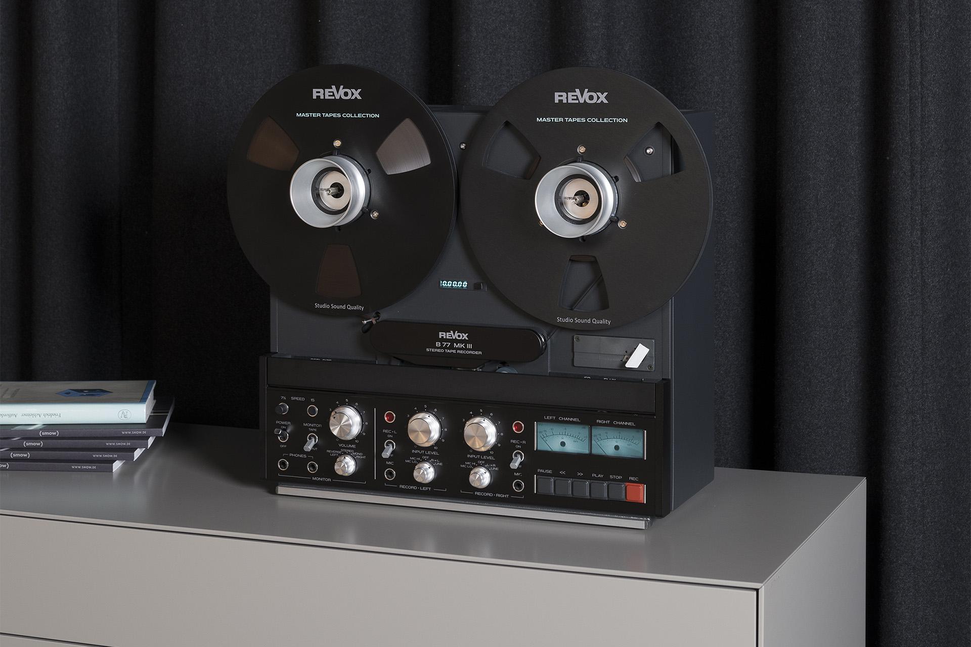 Spotify世代よ、これがホンモノの音だ。REVOXのオープンデッキが日本で