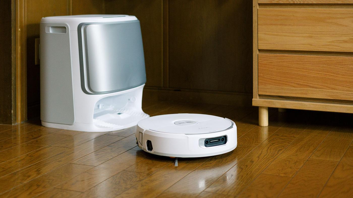もうケーブルを噛まない！雑巾がけまで全部おまかせの高級ロボット掃除