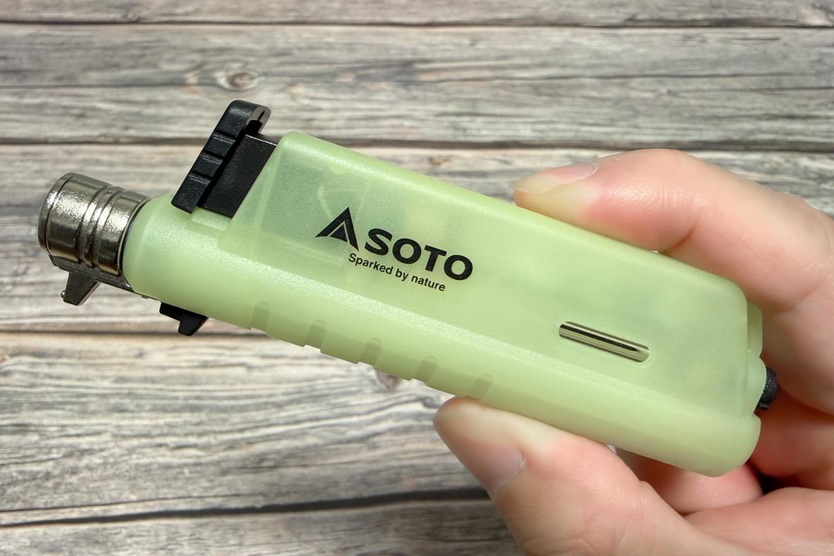 SOTOの蓄光＆耐風ガストーチでアウトドアの着火ストレスを一掃