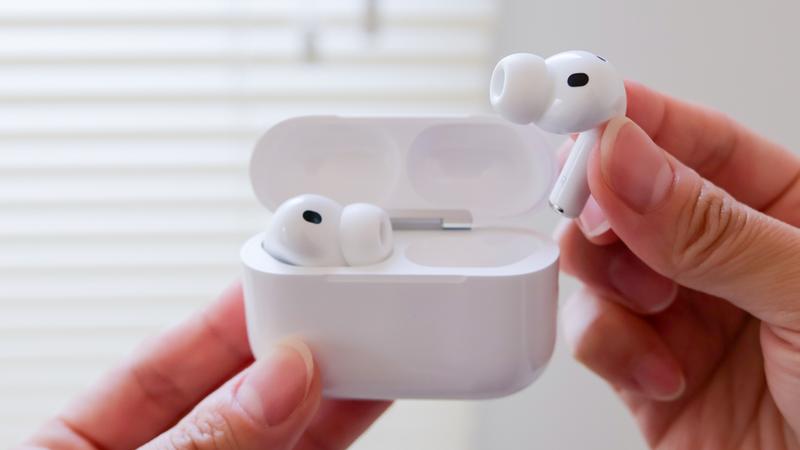 AirPods Pro 3が、人混みでの移動を楽にしてくれた。「心の静寂」を