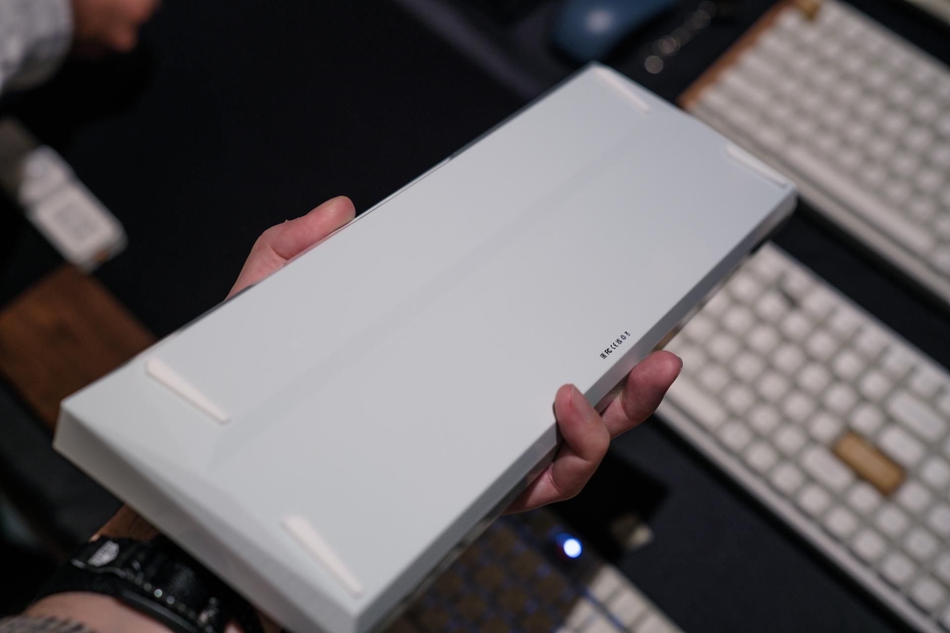 もうすぐクラファン開始の「Nape Pro」がKeychronの最新キーボードと