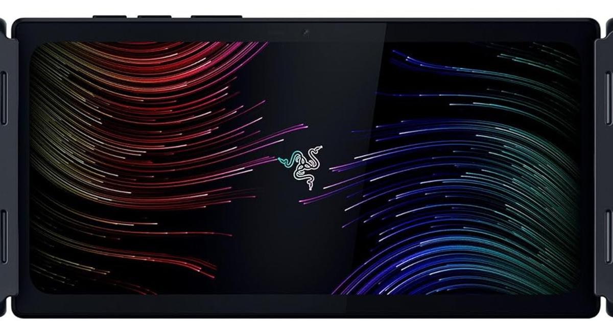 6.8インチの絶妙サイズ。Razerのゲーミングタブレット＋コントローラー 